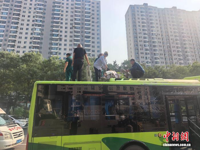爱游戏